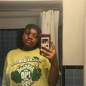 Meet your Posher, Dominique